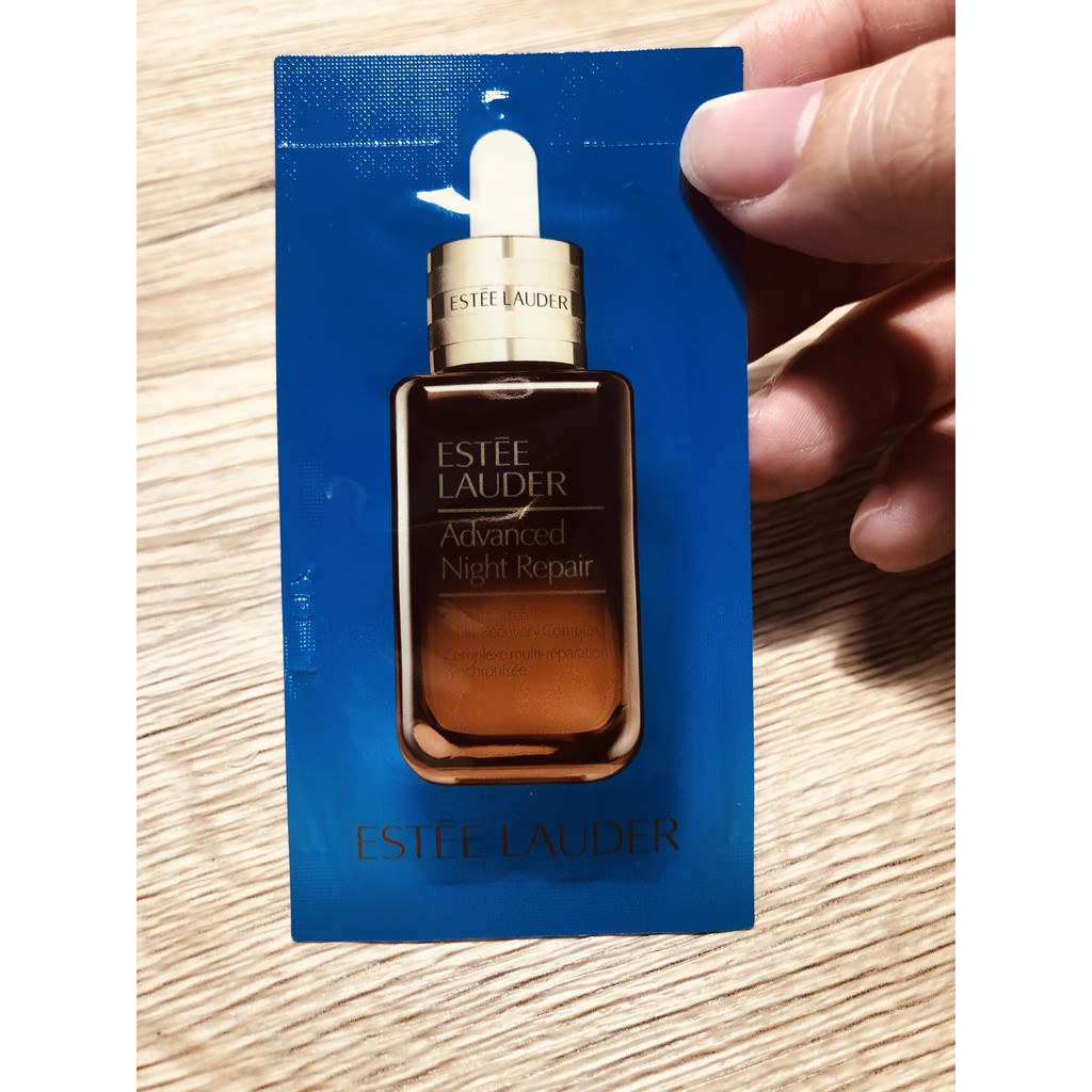 【雅詩蘭黛 ESTĒE LAUDER】特潤超導全方位修護露 1.5 ml (有效日期04/23)