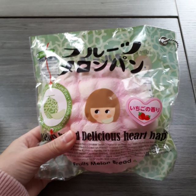 日本草莓菠蘿squishy