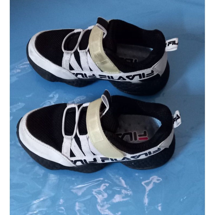 買一送一 FILA  兒童  魔鬼氈 運動鞋 老爹鞋 18碼 贈送精美相框