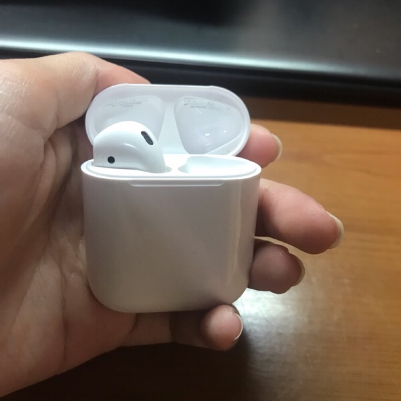 Apple Airpods 二手左耳➕充電盒