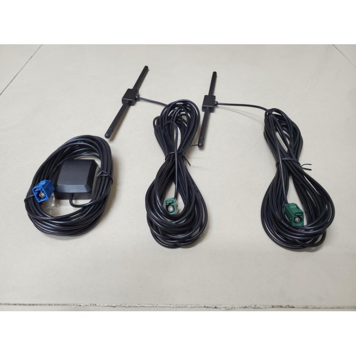 Toyota Altis Avn 3合1 影音導航主機royaltek Rv 6000 數位電視天線gps衛星天線 蝦皮購物