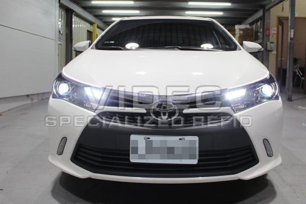 DIY商城  HID 豐田 TOYOTA 14 ALTIS 11代 原廠型 LED 大燈 總成 Z版