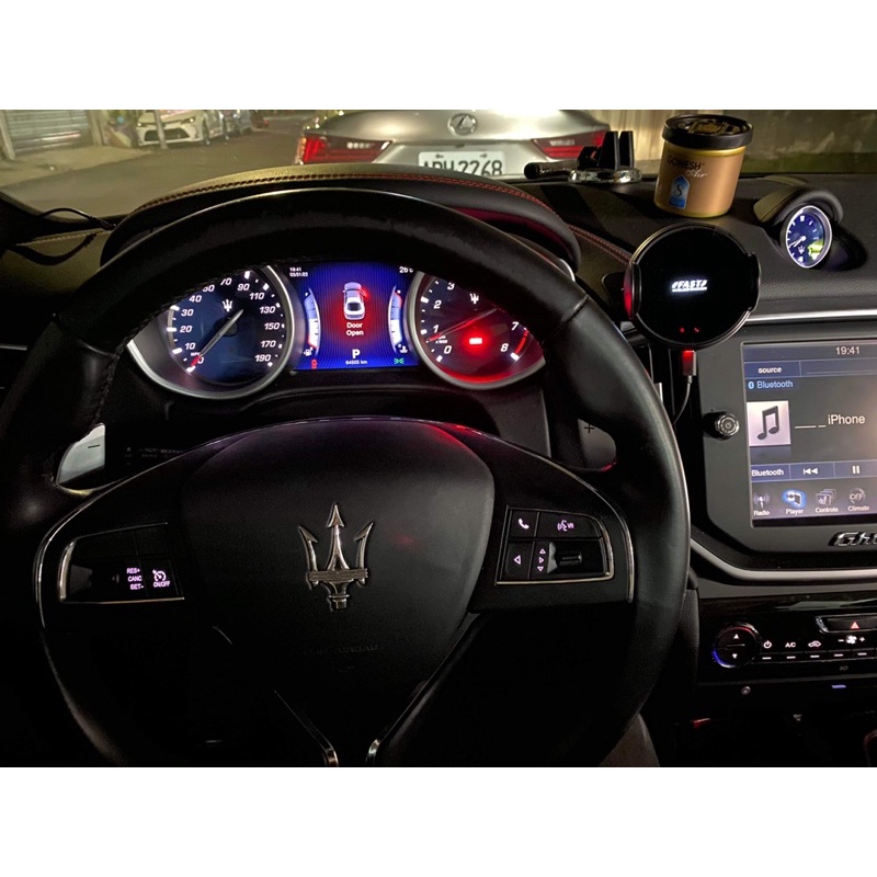 Maserati 瑪莎拉蒂 Ghibli 專用手機支架