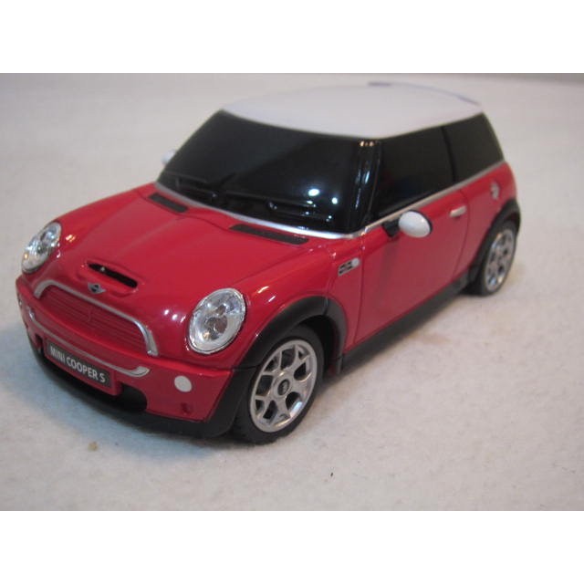 【露天蝦皮便宜免運】 1:24(1/24)全新MINI COOPER S紅色擬真烤漆授權遙控車(RASTAR瑪琍歐)