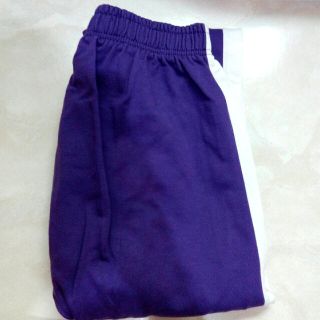 現貨 新北市立明德高中厚款紫色運動長褲學校運動褲冬季校服 蝦皮購物