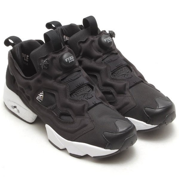 Reebok Insta Pump Fury Og 黑白黑魂充氣尼龍慢跑鞋v 男女鞋 蝦皮購物