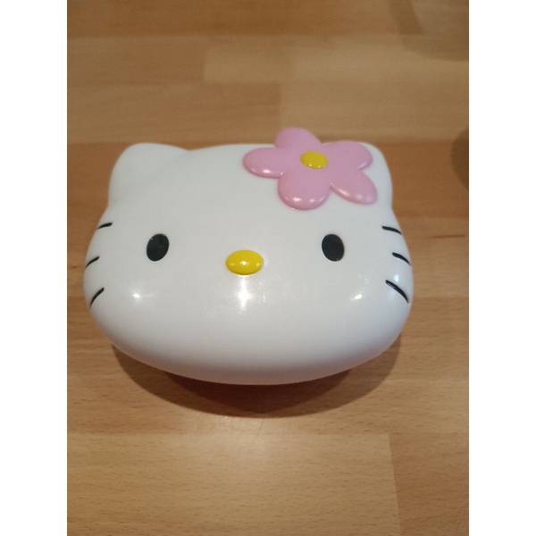 日本 東京三麗鷗彩虹樂園 限定Hello Kitty 造型款便當盒