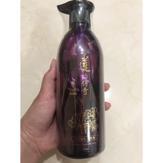 九品蓮花洗髮精 不含矽靈 天然蓮花香味 溫和不會打結不掉髮不掉屑