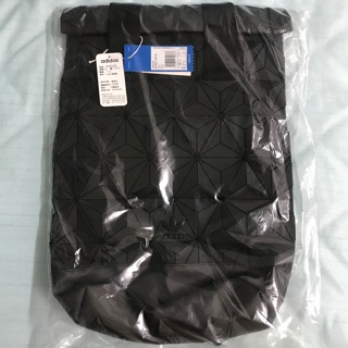 dh0100 adidas