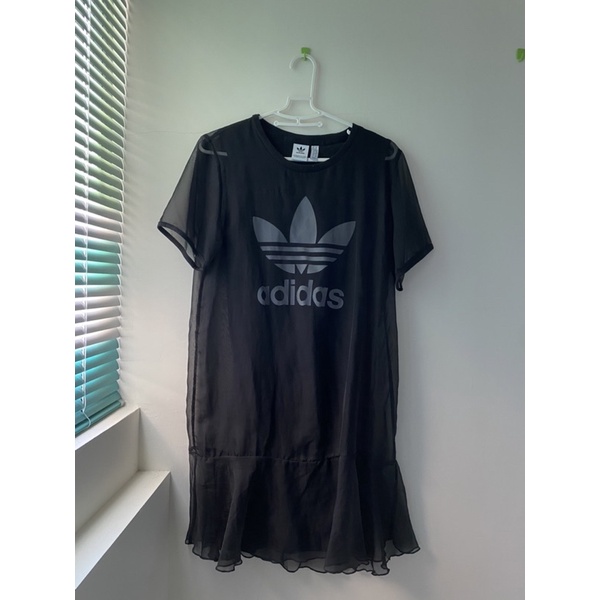 adidas xs號雙層運動洋裝（內有實穿）