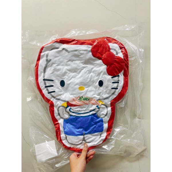藏壽司×「三麗鷗家族」Hello Kitty抱枕
