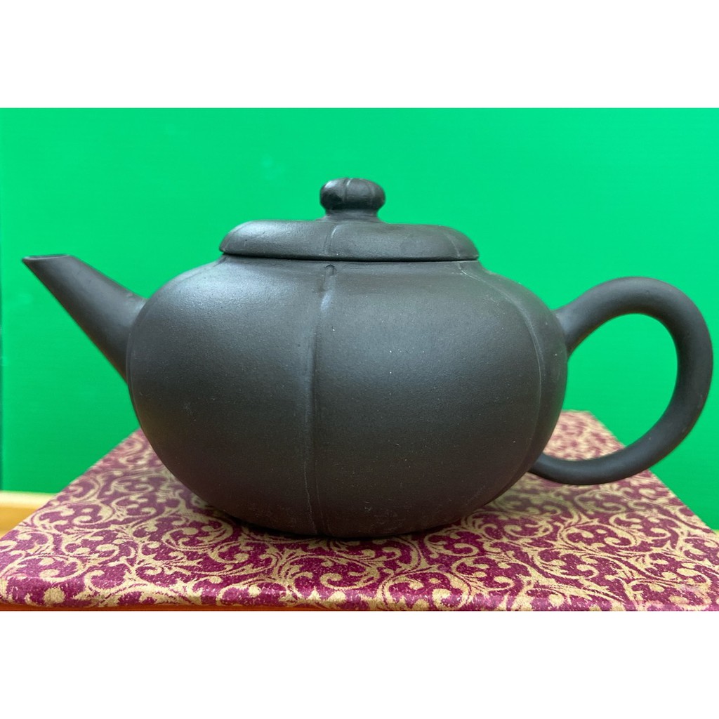 黑南瓜茶壺/黑鐵砂/陶壺/陶藝品/收藏壺/茶具
