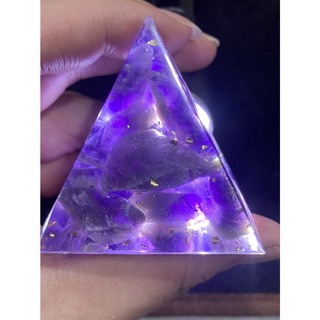 天然紫水晶、奧根能量塔、奧剛能量塔 金箔、烏拉圭紫水晶、安神開智慧紫水晶加上埃及古蹟金字塔做搭配、特別嚴選紫到發黑紫水晶