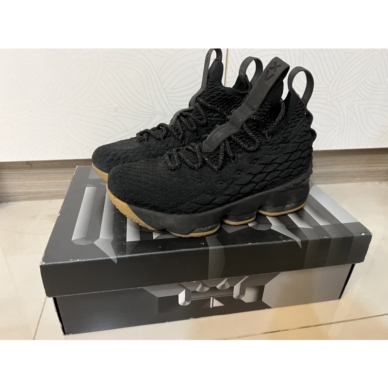 💎ℋ𝒴選物💎 9成新 原價4560 NIKE LEBRON XV GS 黑色 籃球鞋 運動鞋 女鞋
