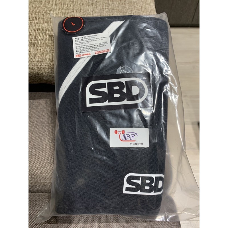 SBD 日蝕黑 L 護膝 全新