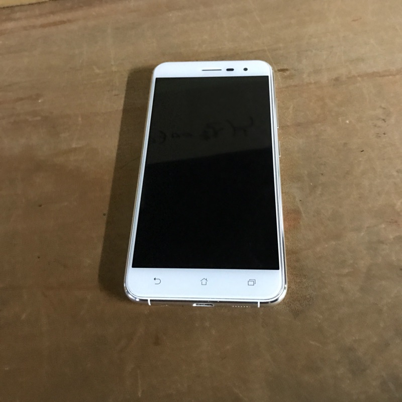 華碩 ASUS ze520kl Z017D ZenFone3 零件機 無法開機 粉色