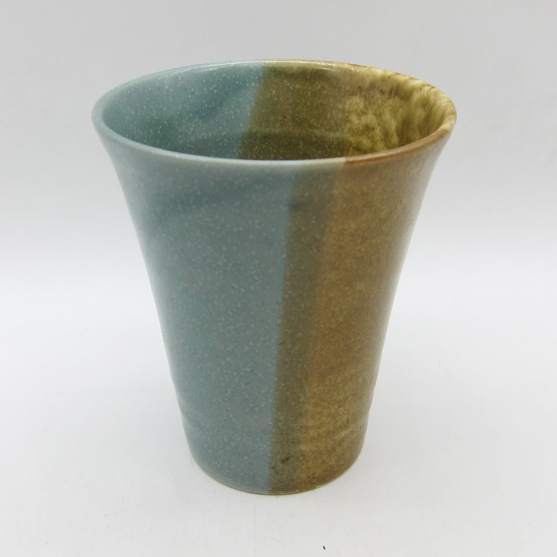日本製 杯子 水杯 茶杯 湯吞杯 餐具 雲吞杯 8.5xH10公分杯-藍天黃目