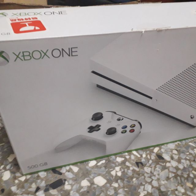 xbox one s 500G+數位帳號7個遊戲+金會員到2020 9月 台中可面交