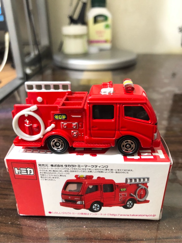 Tomica 消防車type Cd 1 情人節巧克力 蝦皮購物