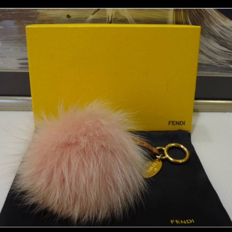真品 FENDI  粉紅色毛毛 鑰匙圈 包包吊飾