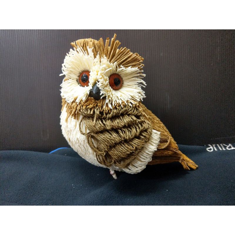 站立貓頭鷹Q版飾品。