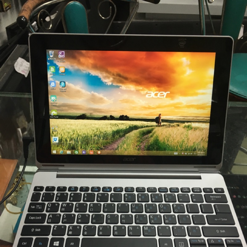 宏碁變形金剛Acer 10.1吋平板筆電二合一兩用機