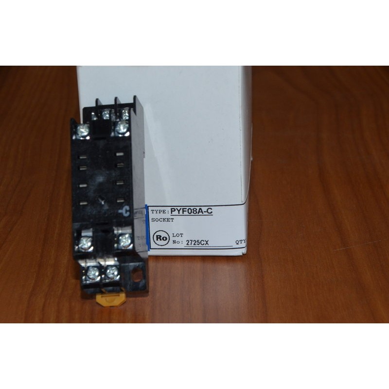 OMRON 原廠底座 PYFZ-08-C 舊型號PYF08A-C (MY2N繼電器使用)