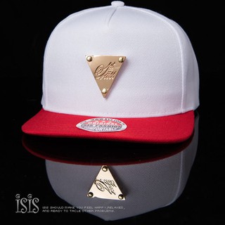 KURO-SHOP潮流新風格-白色 紅色帽沿 金色三角牌 棒球帽 板帽