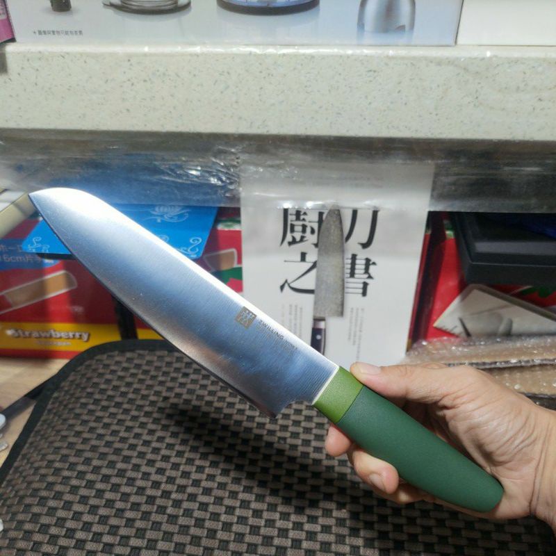 德國雙人牌 ZWILLING NOW S 系列 刃長18cm 7吋三德刀，日式廚師刀，萬用刀，冰焠鋼材輕巧鋒利使用要小心