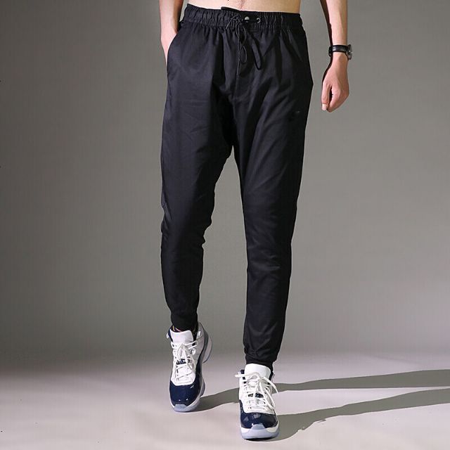 全新 NIKE SPORTSWEAR MODERN JOGGER
休閒褲 縮口褲 公司貨 805099-010