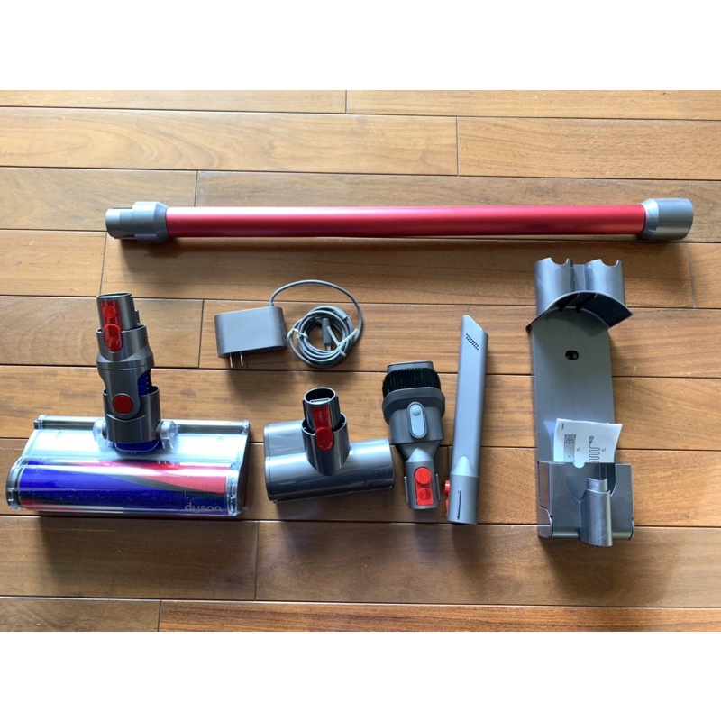 Dyson V8 SV10 Fluffy+ 手持無線吸塵器  原廠全新配件(無主機)