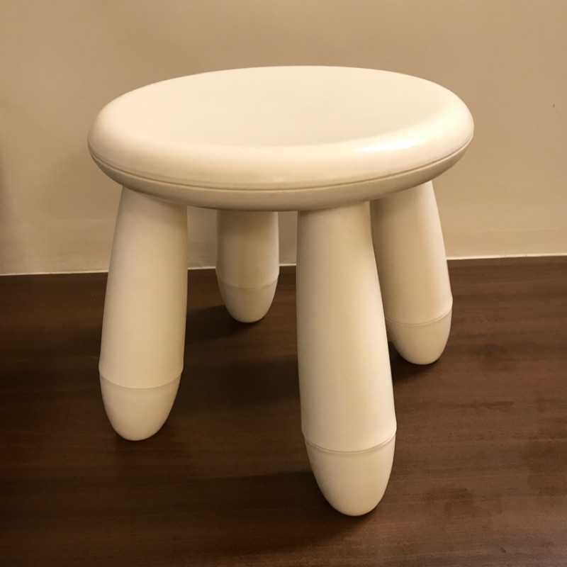 IKEA 白色小板凳
