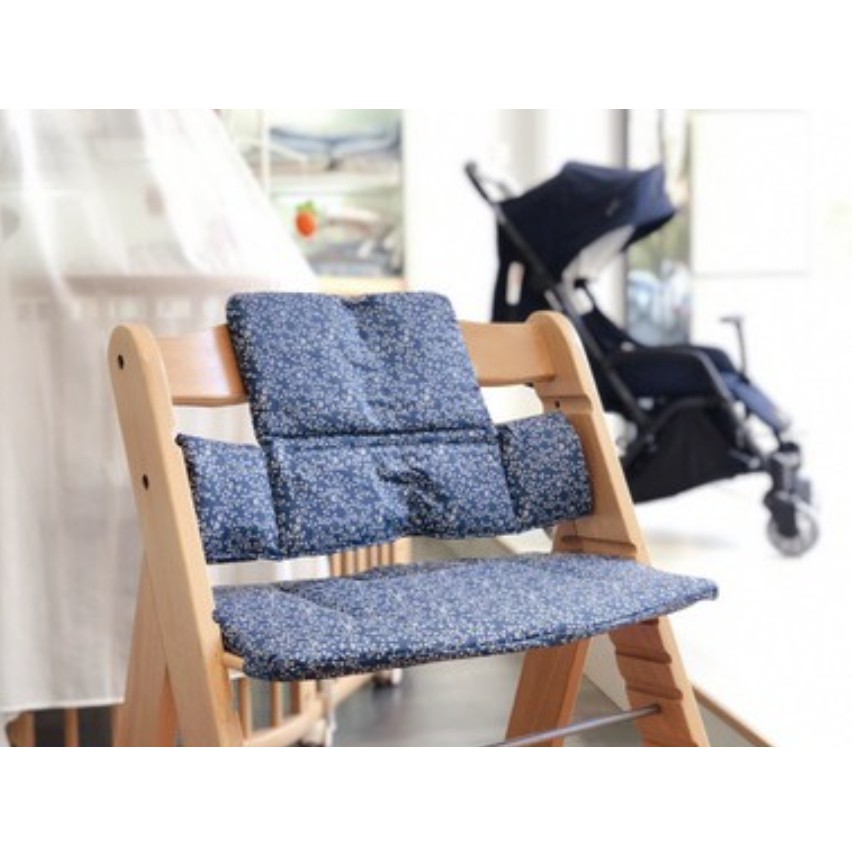 [二手]挪威 STOKKE® Tripp Trapp®成長椅專用配件/成長椅座墊/「藍色花園花朵」