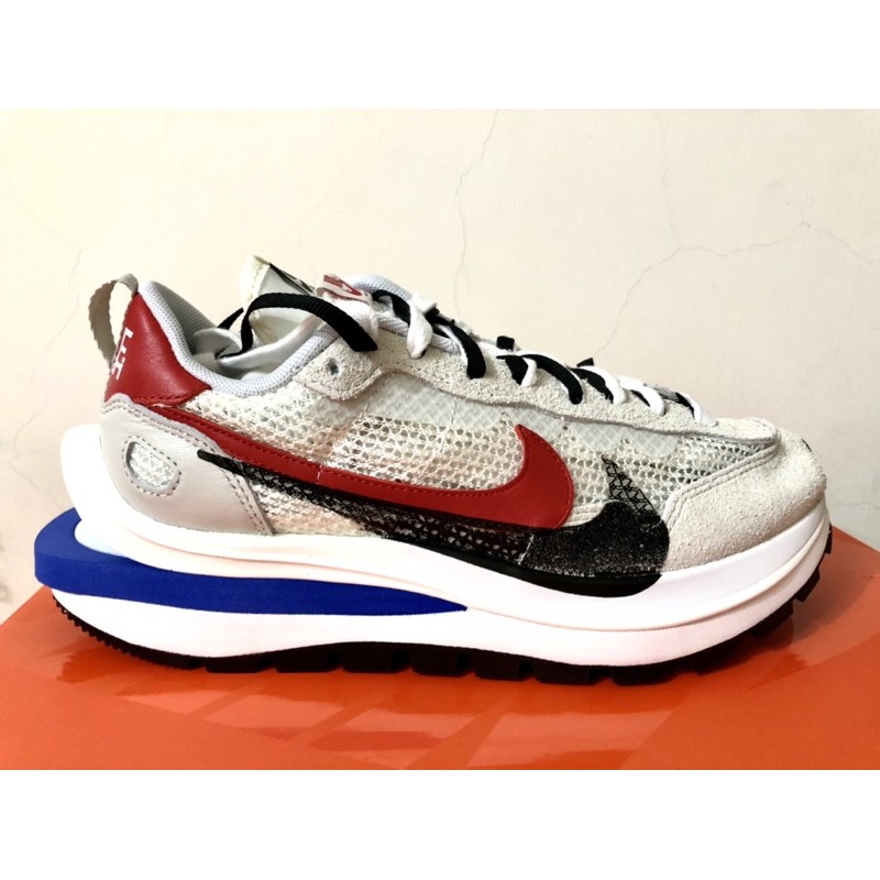 台灣官網購入Nike x sacai VaporWaffle Royal Fuchsia 運動休閒鞋24cm | 蝦皮購物