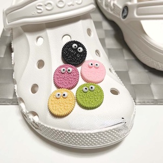 [迷人的裝飾]曲奇餅乾系列（粉色/綠色/黃色/黑色）Crocs Jibbitz卡通鞋釦花園鞋花手工DIY材料洞洞鞋首飾配