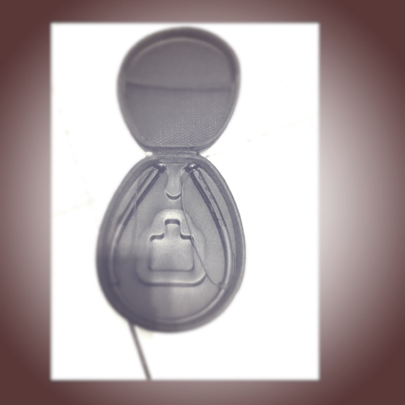 可用於 Sharp Aquos Sound Partner 攜星鑽限定版的頸掛式揚聲器 耳機盒 收納包，可加購小透明盒