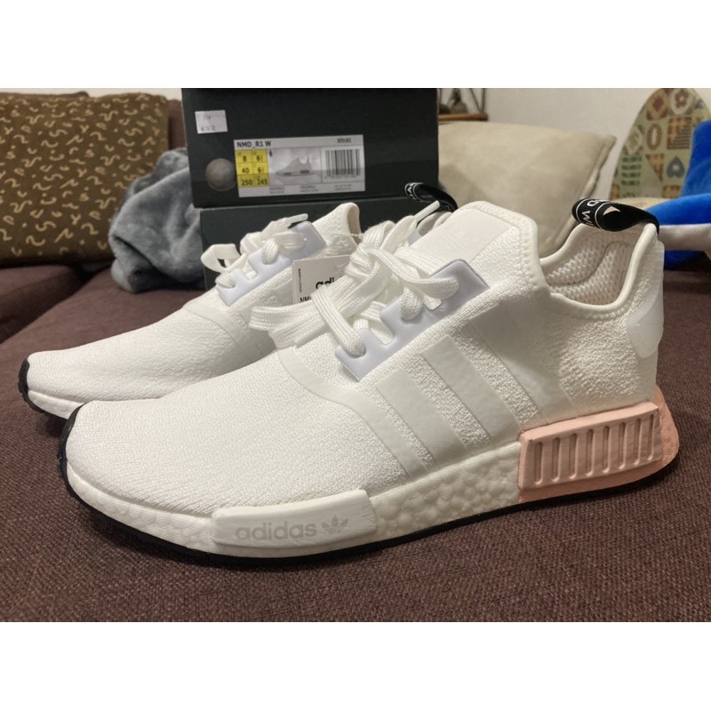 adidas 白粉紅NMD R1 9.5號27.5cmYiting Chen