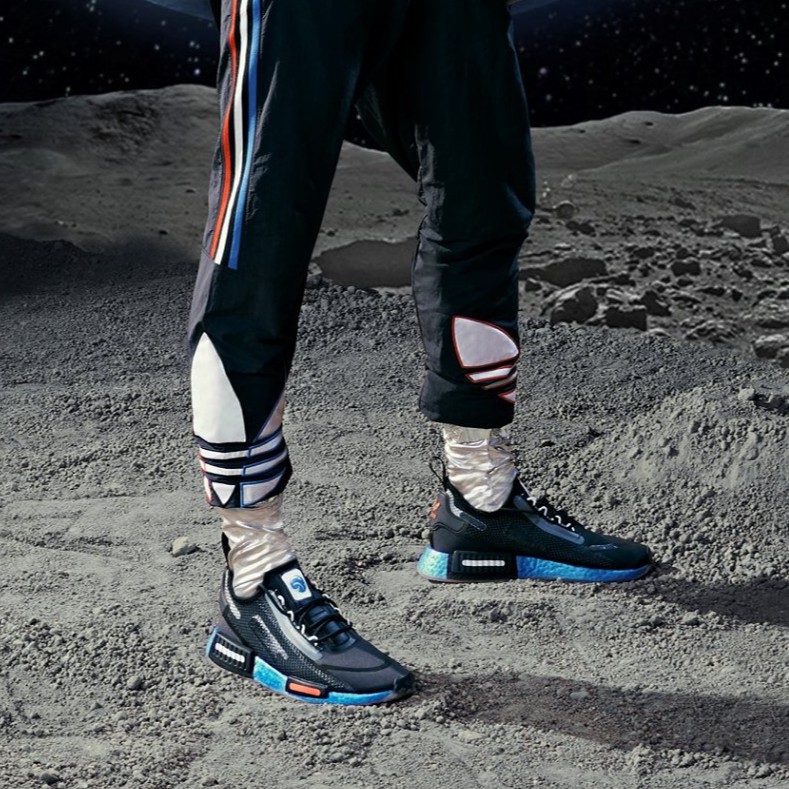 【CLASSICK】NASA X Adidas NMD_R1 Spectoo 黑藍 太空 FX6819