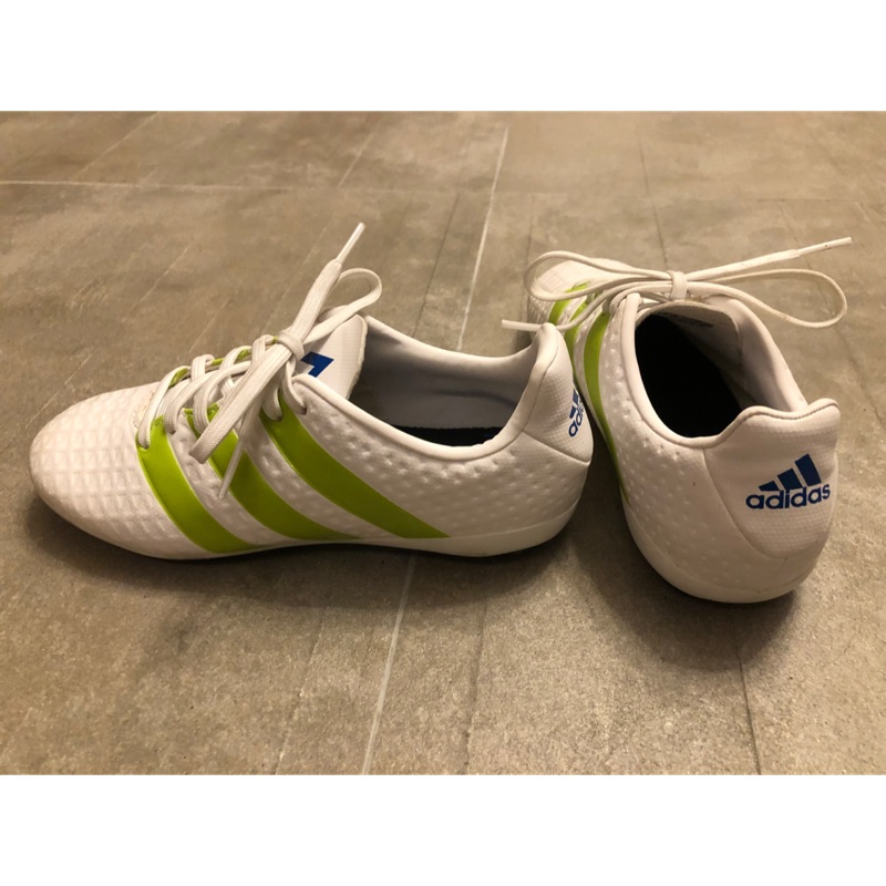 愛迪達 兒童足球鞋 （二手極新）白色20.5公分