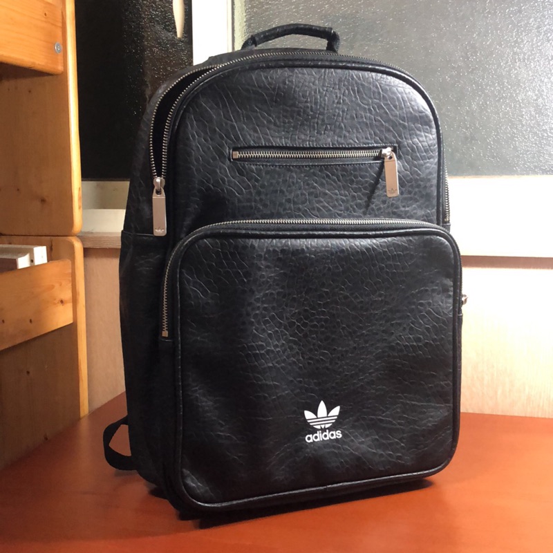 bk6946 adidas
