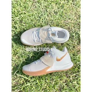 kyrie flytrap ptt