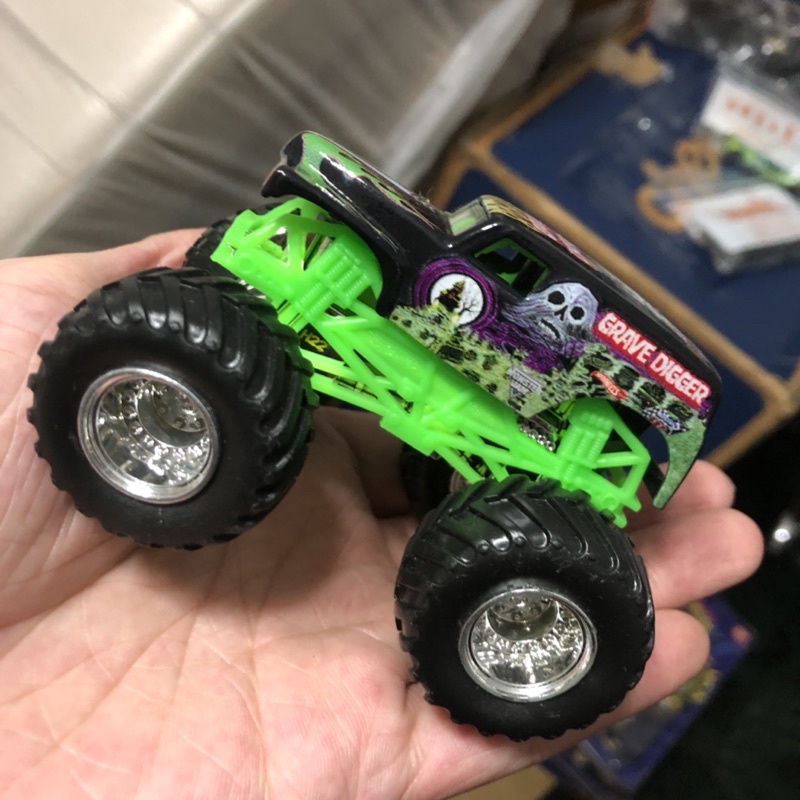 HOT WHEELS 風火輪 MONSTER TRUCKS MONSTER JAM 大腳車 怪獸車 金屬車 小車