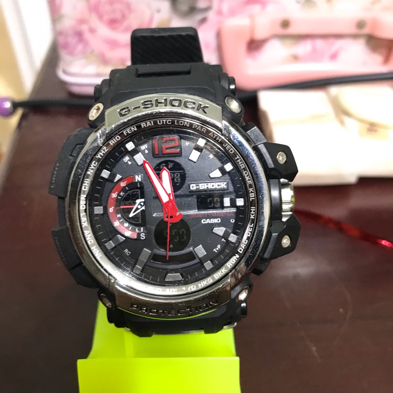 G-Shock手錶（娃娃機夾出）