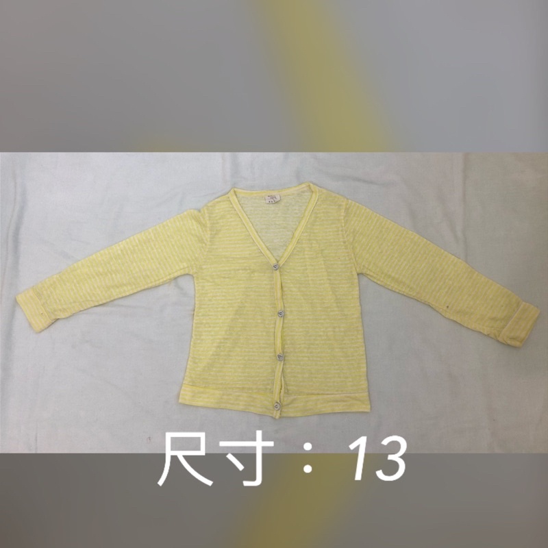 台灣製童裝 鵝黃色長袖薄外套 冷氣房的選擇 冷氣罩衫 米黃色小外套 防曬外套