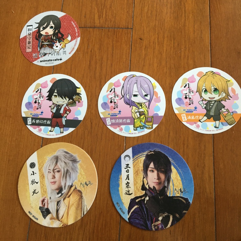 刀劍亂舞花丸活擊刀音杯墊吊飾三日月宗近小狐丸長曽祢虎徹浦島虎徹蜂須賀虎徹和泉守兼定 蝦皮購物