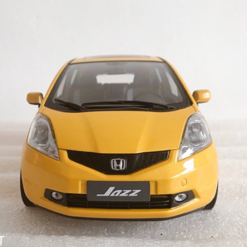 Buycar模型車庫1 18 Honda Fit 2代模型車 蝦皮購物