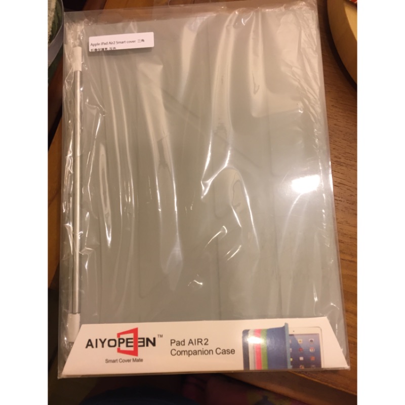 全新iPad air2適用的保護殼 150 元喔！