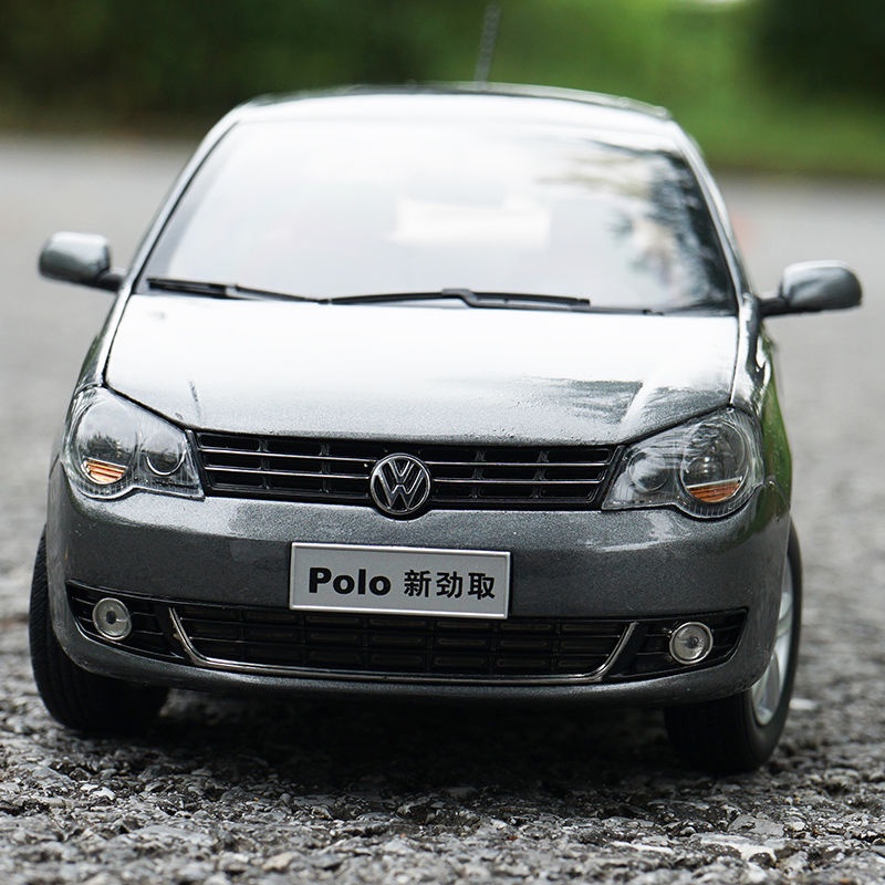 VOLKSWAGEN 原裝上海大眾新款 Polo 3 汽車版合金車模型 1: 18 特價汽車模型