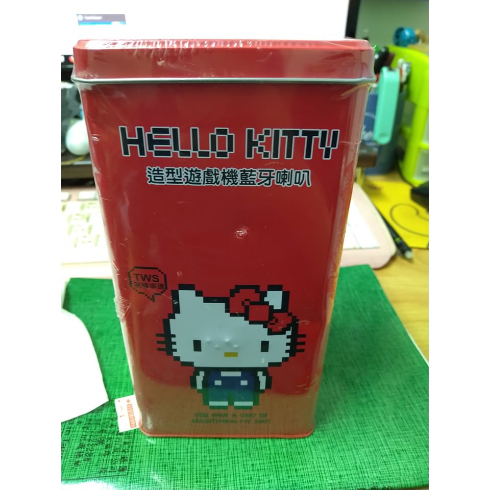 HELLO KITTY 凱蒂貓V9娃娃機造型遊戲機藍芽喇叭