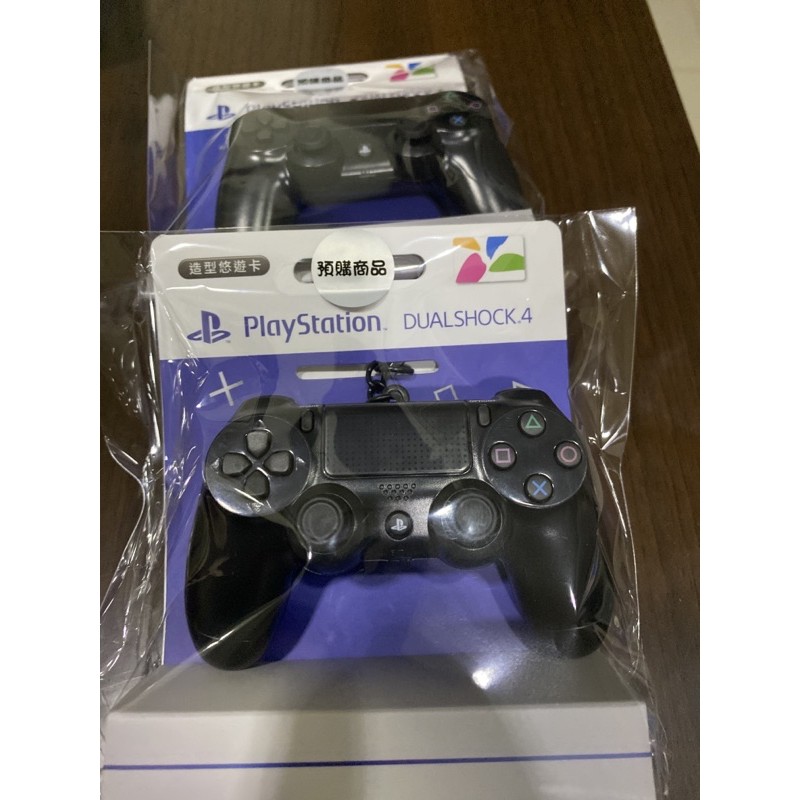 現貨2個🎮 PlayStation DUALSHOCK 4 造型悠遊卡 PS4 DS4 手把 搖桿 悠遊卡